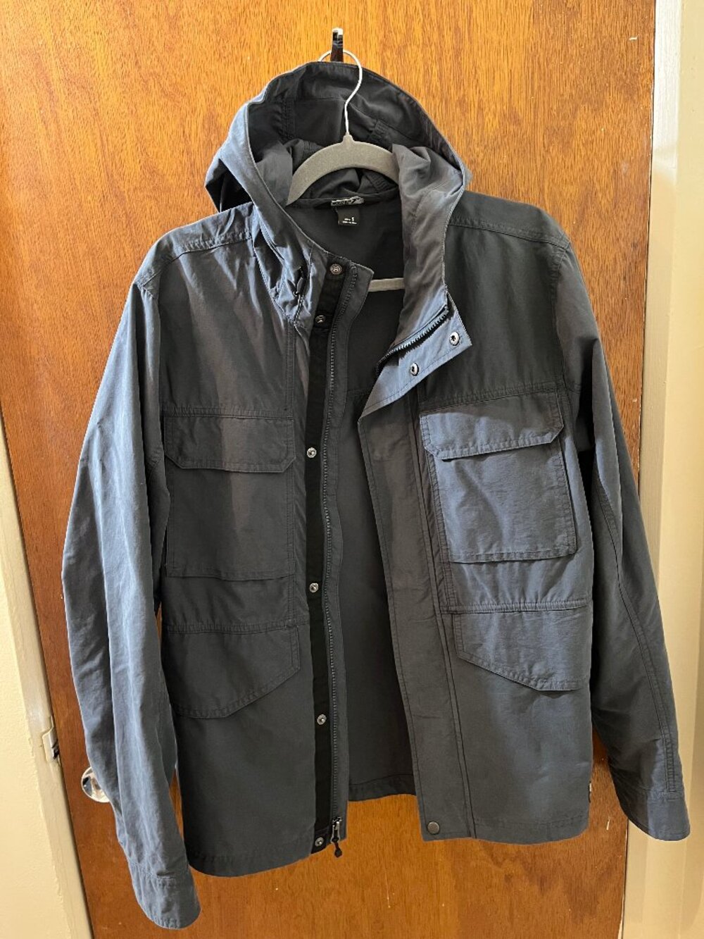 Eddie Bauer Trekker Hoddie Mens Small Storm
